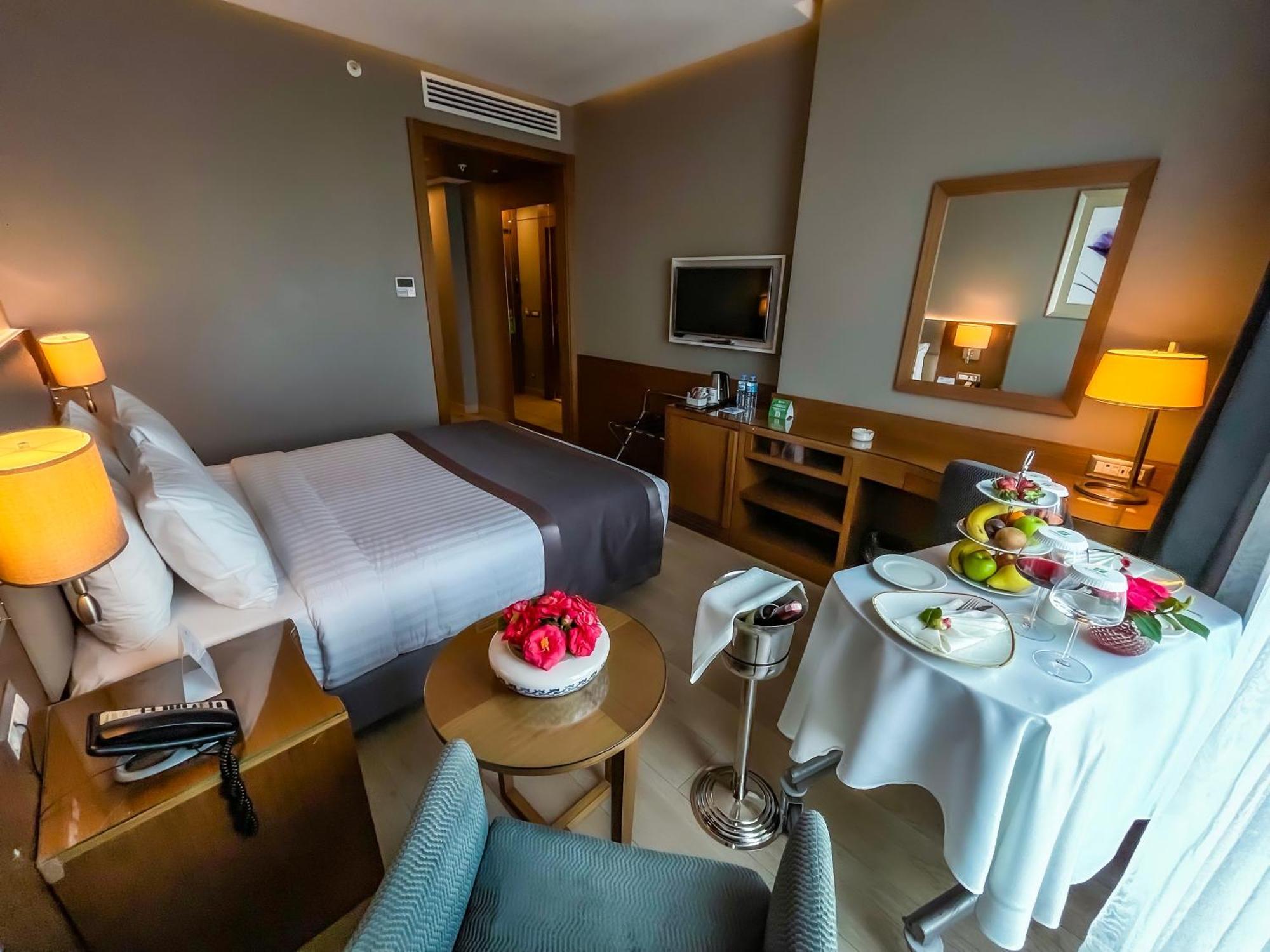 Holiday Inn Bursa - City Centre By Ihg Bagian luar foto
